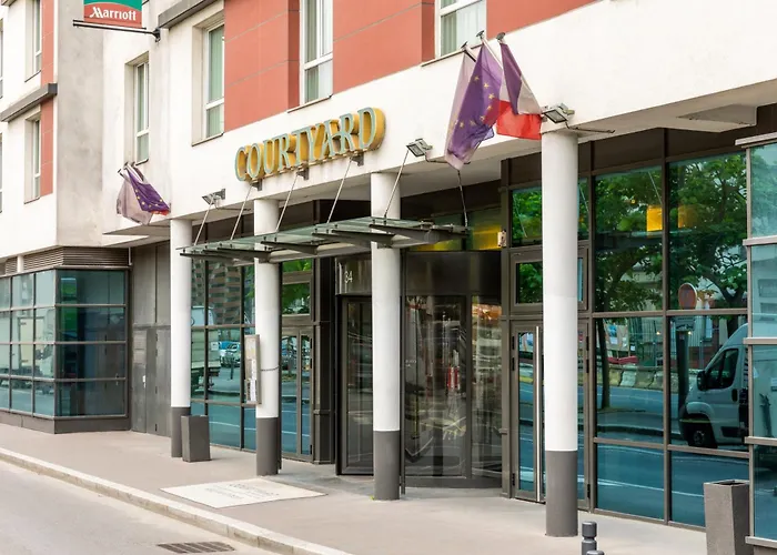 Courtyard By Marriott Paris Saint Denis
